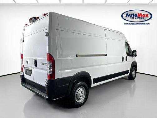 Bright White Clearcoat 2025 RAM ProMaster 2500 Tradesman