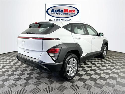 2024 Hyundai KONA SE