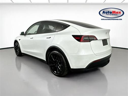 2022 Tesla Model Y Long Range Dual Motor All-Wheel Drive