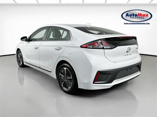 2022 Hyundai IONIQ Plug-In Hybrid Limited