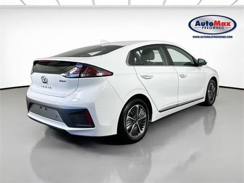 2022 Hyundai IONIQ Plug-In Hybrid Limited