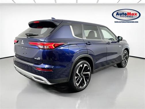 2023 Mitsubishi Outlander PHEV SE S-AWC