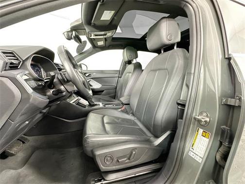 2023 Audi Q3 S line Premium
