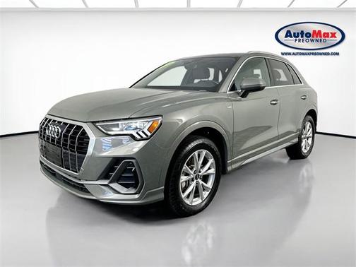 2023 Audi Q3 S line Premium