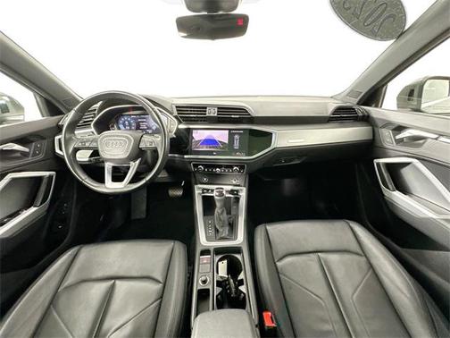 2023 Audi Q3 S line Premium