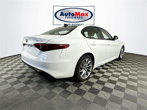 2022 Alfa Romeo Giulia Ti