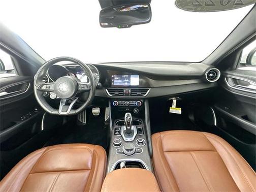 2022 Alfa Romeo Giulia Ti