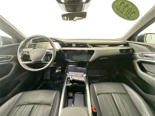 2022 Audi e-tron Premium