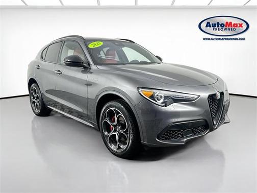 2023 Alfa Romeo Stelvio Veloce AWD