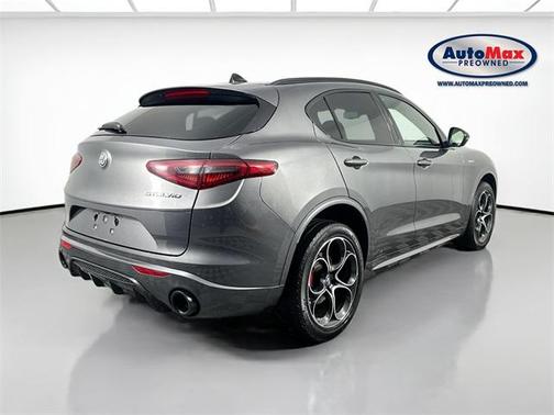 2023 Alfa Romeo Stelvio Veloce AWD