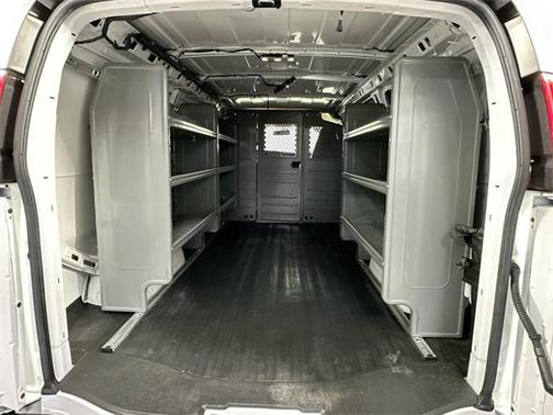 2022 Chevrolet Express 2500 RWD 2500 Regular Wheelbase WT