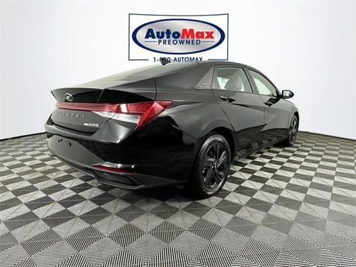 2022 Hyundai ELANTRA HEV Blue