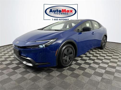 2024 Toyota Prius LE