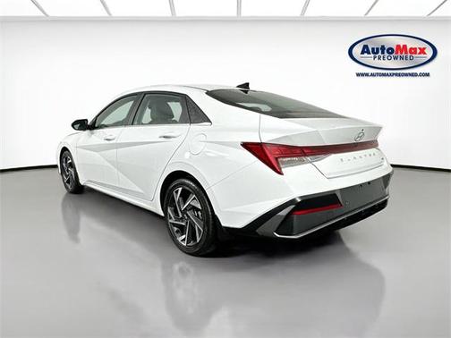 2024 Hyundai ELANTRA HEV Limited