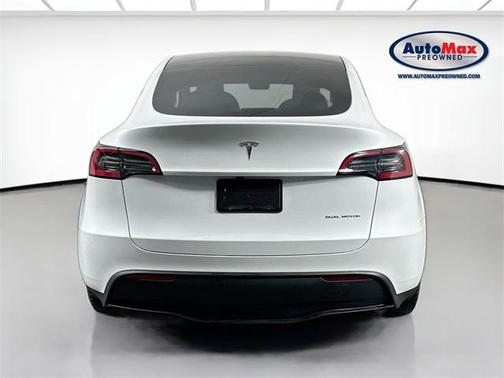 2023 Tesla Model Y Long Range Dual Motor All-Wheel Drive