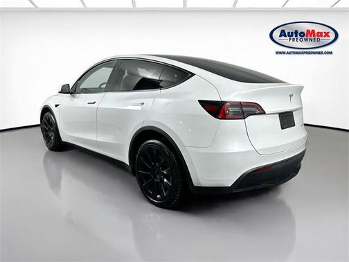 2023 Tesla Model Y Long Range Dual Motor All-Wheel Drive