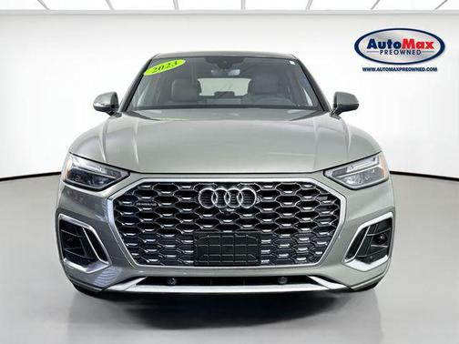 2023 Audi Q5 45 S line Premium