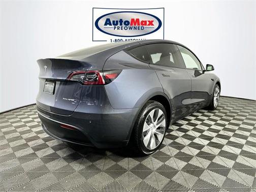 2023 Tesla Model Y Long Range Dual Motor All-Wheel Drive