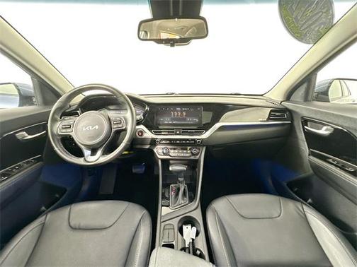 2022 Kia Niro Touring SE