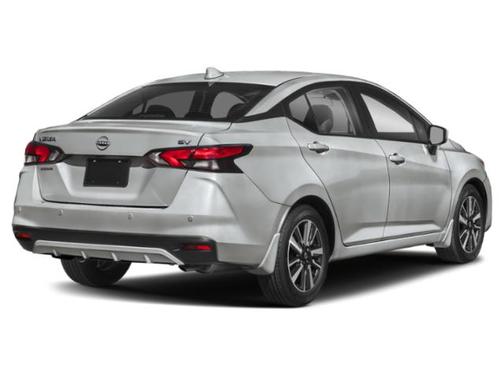 Brilliant Silver Metallic 2023 Nissan Versa 1.6 SV