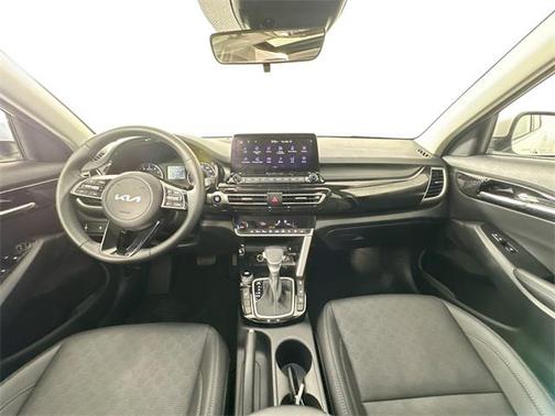 2023 Kia Seltos EX