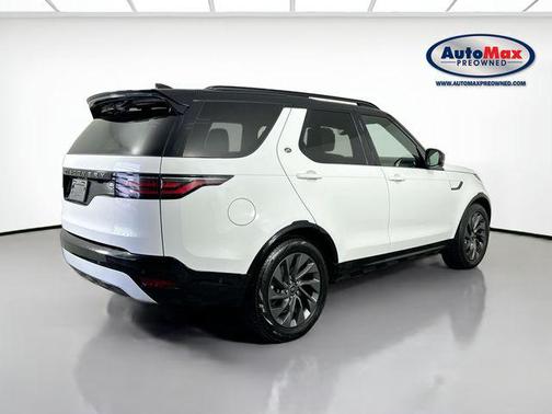 2023 Land Rover Discovery P300 S R-Dynamic