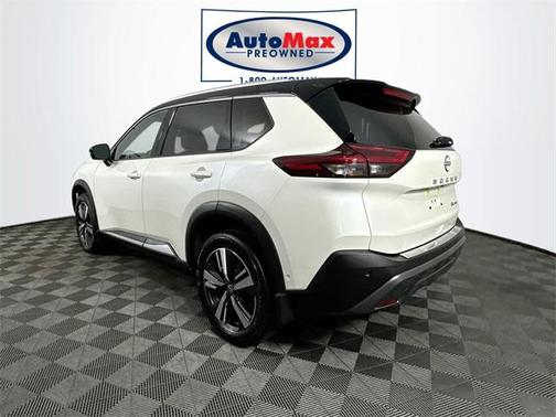 2022 Nissan Rogue SL
