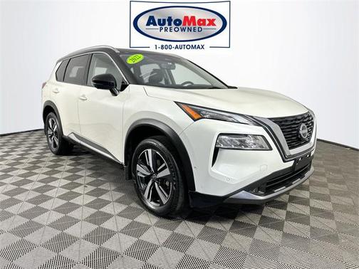 2022 Nissan Rogue SL