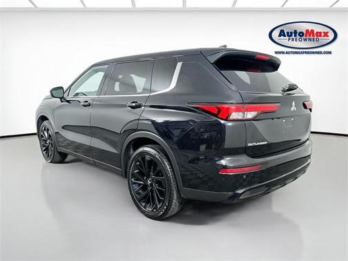 2024 Mitsubishi Outlander SE Black Edition S-AWC