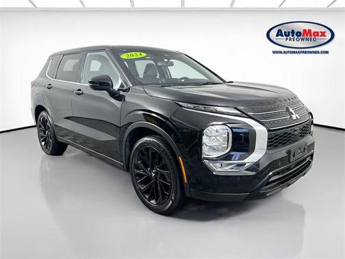 2024 Mitsubishi Outlander SE Black Edition S-AWC