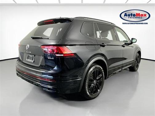 2022 Volkswagen Tiguan 2.0T SE R-Line Black 4MOTION