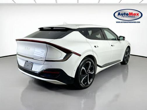 Snow White Pearl 2023 Kia EV6 GT-Line