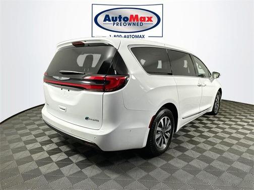 2022 Chrysler Pacifica Hybrid Limited