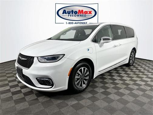 2022 Chrysler Pacifica Hybrid Limited