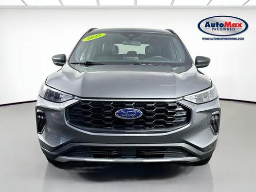 Gray Metallic 2025 Ford Escape ST-Line