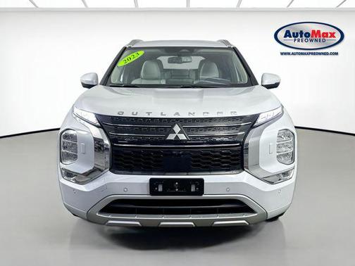White Diamond 2023 Mitsubishi Outlander PHEV SEL