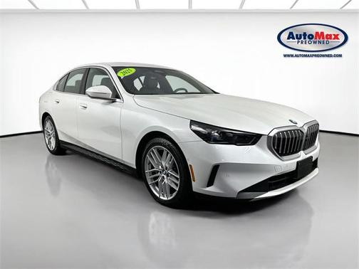 2025 BMW 530 i xDrive