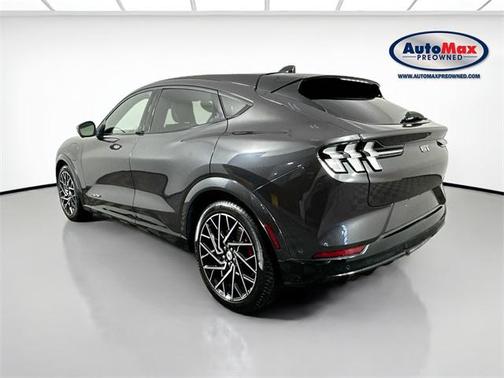 2022 Ford Mustang Mach-E GT