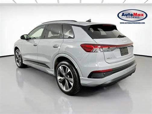 2023 Audi Q4 e-tron Prestige 50 quattro