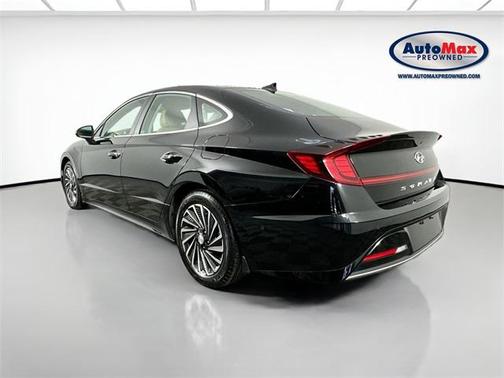 2022 Hyundai SONATA Hybrid Limited