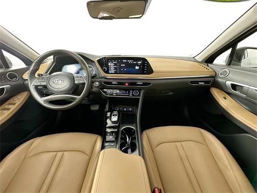 2022 Hyundai SONATA Hybrid Limited