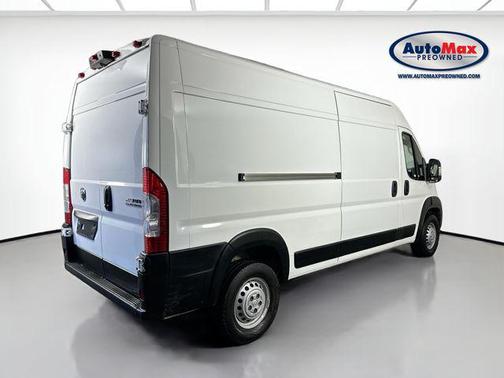 Bright White Clearcoat 2025 RAM ProMaster 2500 Tradesman