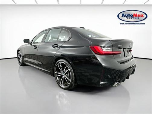 2024 BMW 330 i xDrive