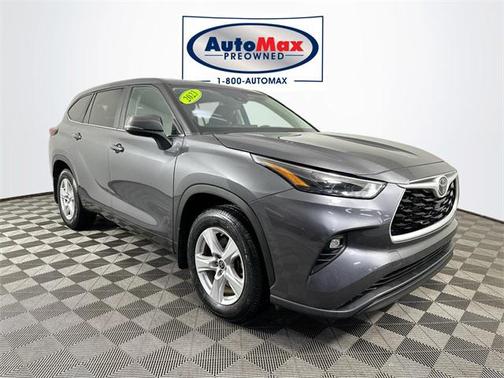 2023 Toyota Highlander LE