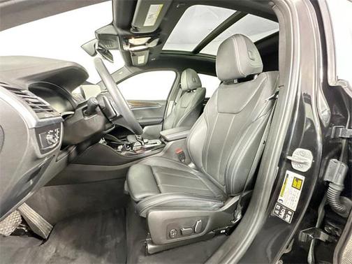 2024 BMW X4 xDrive30i