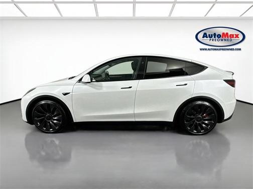 2024 Tesla Model Y Performance Dual Motor All-Wheel Drive