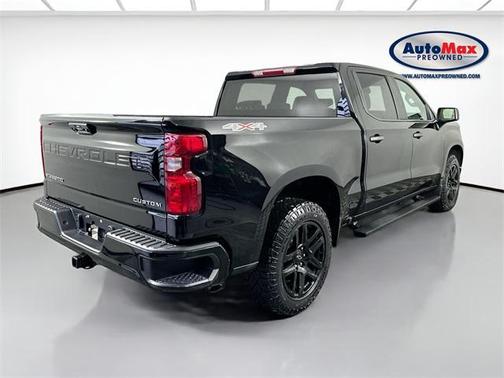 2023 Chevrolet Silverado 1500 Custom