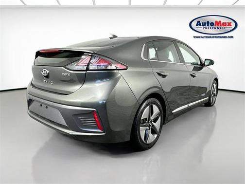2022 Hyundai IONIQ Hybrid SEL