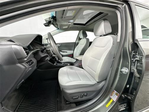 2022 Hyundai IONIQ Hybrid SEL