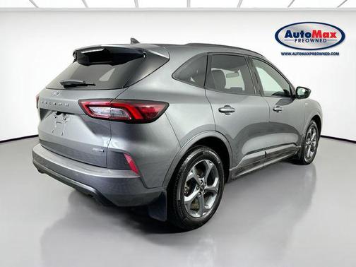 Carbonized Grey Metallic 2024 Ford Escape ST-Line